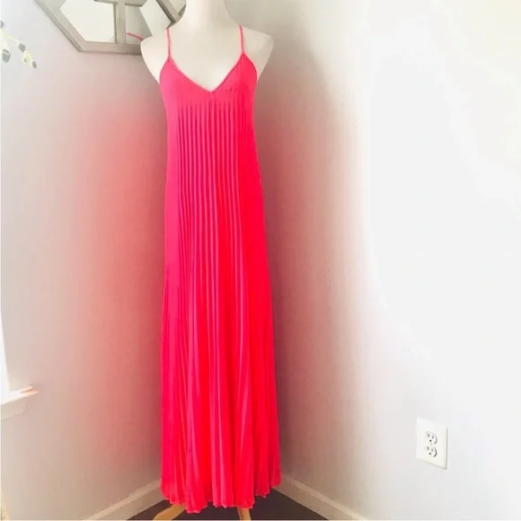Victoria's Secret knife pleat maxi dress. - Picture 4 of 6